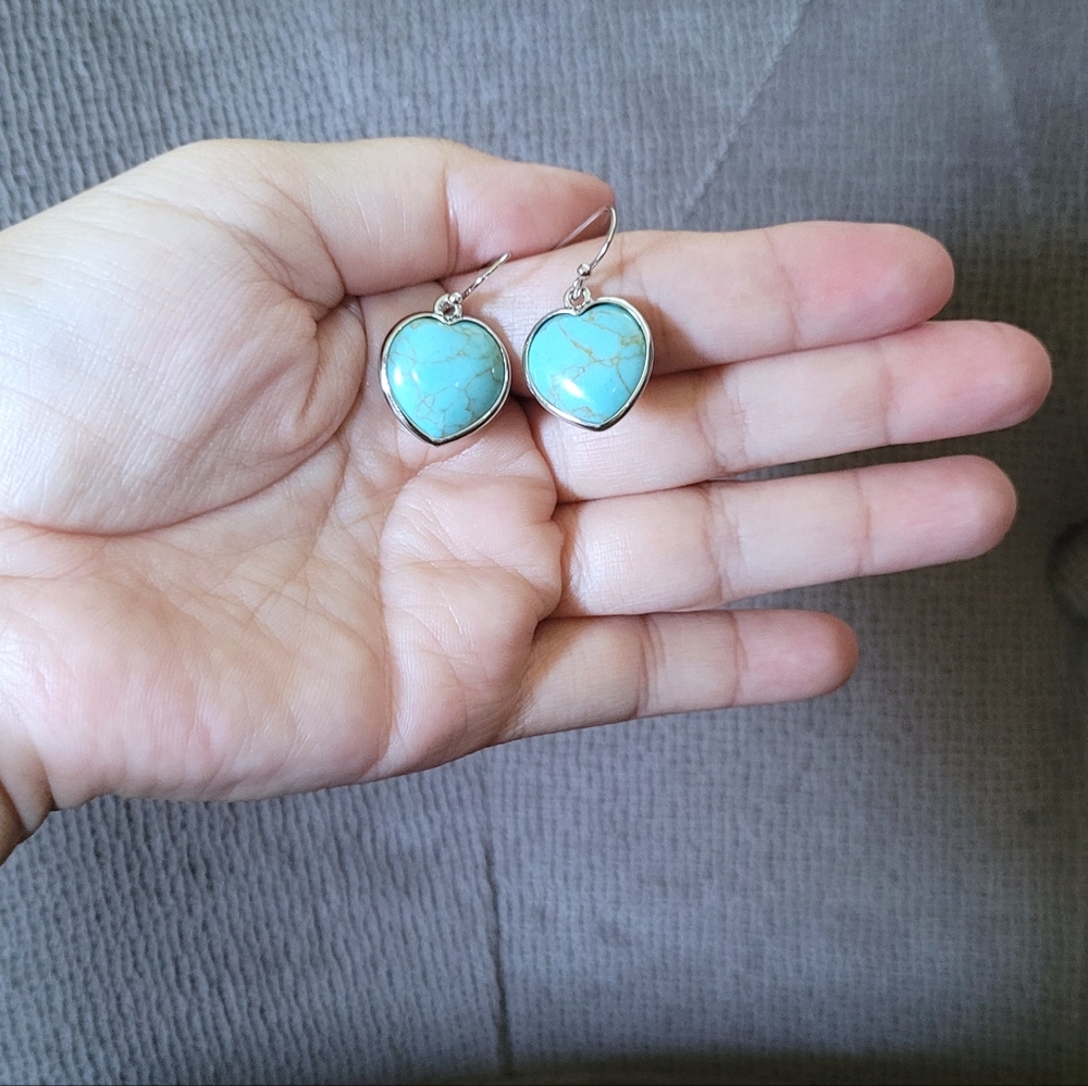 Iris & Lily Turquoise With Copper Veins Heart♥️ Drop⬇️ Earrings - Picture 12 of 15